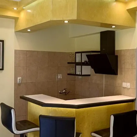 Ruler Hostel *